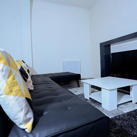 Elegant Appartement Bord De Seine Montereau-faut-Yonne Buitenkant foto