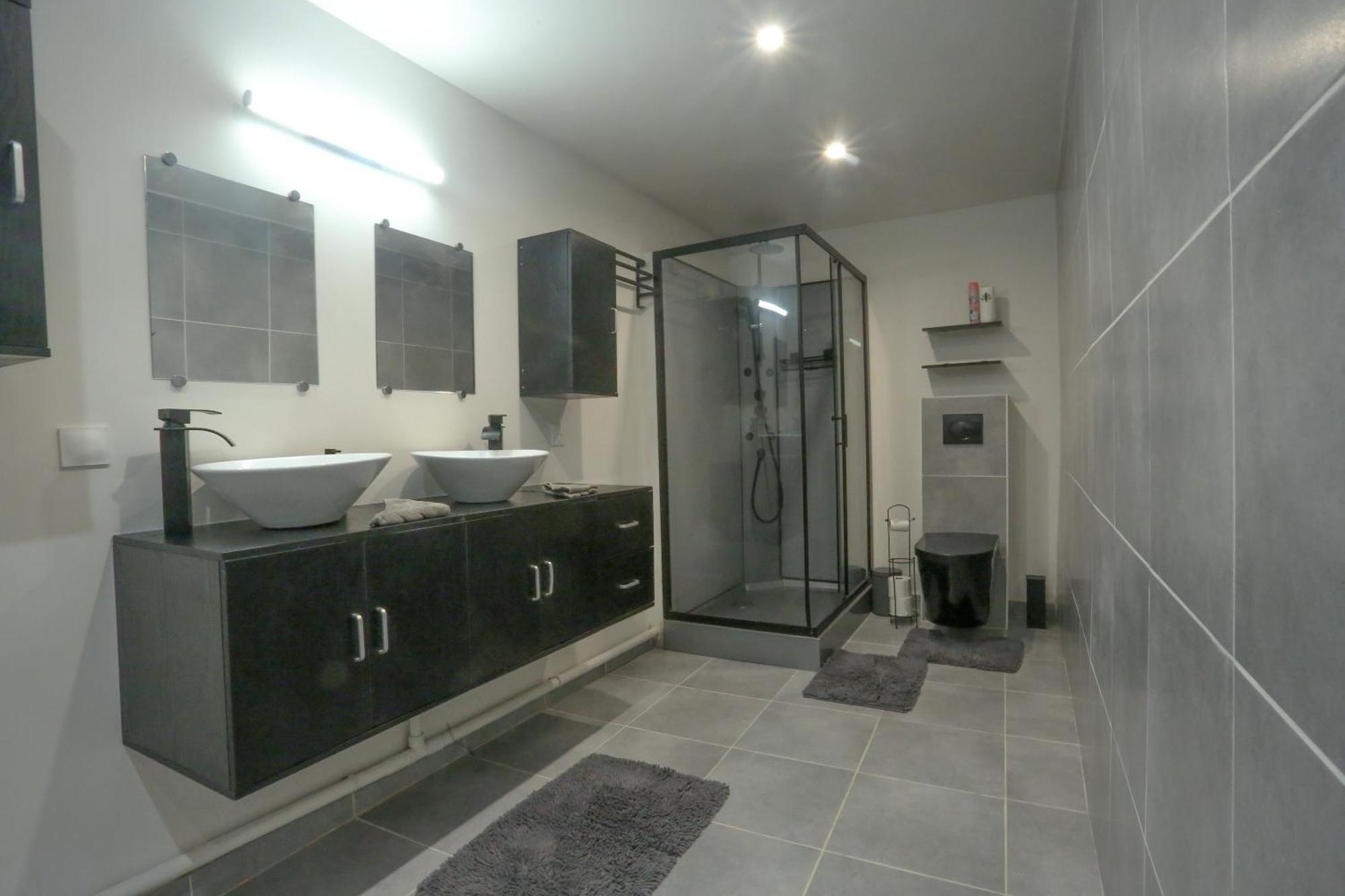 Elegant Appartement Bord De Seine Montereau-faut-Yonne Buitenkant foto